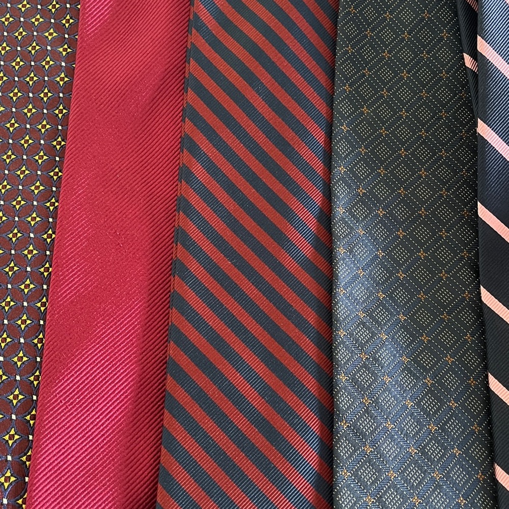 Silk Tie Collection of 11 - Picture 3 of 9